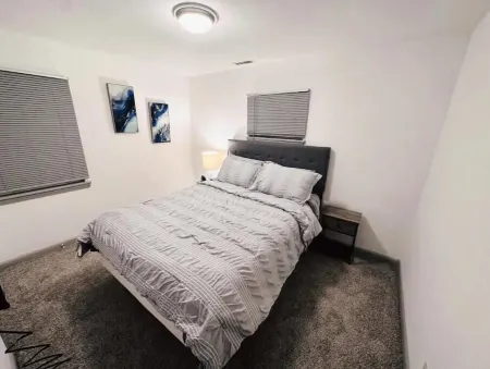 Charming 2BR home with a garage