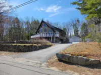 All season retreat waterfront chalet