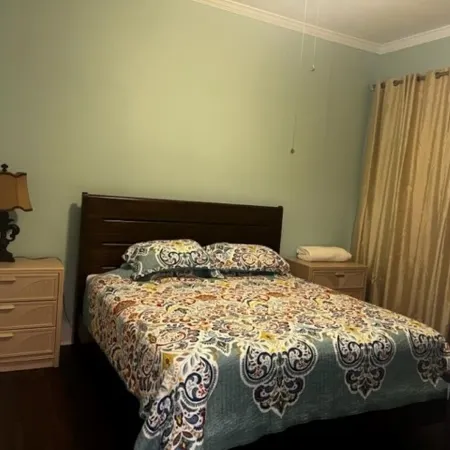 Biloxi Bungalow - Heart of Biloxi - Beach, Casinos and more!