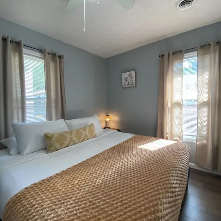Cozy 2 bedrooms House