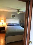 Quiet property on lake Oneida