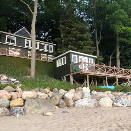 Saugatuck Family Beach Cottage and Cabana