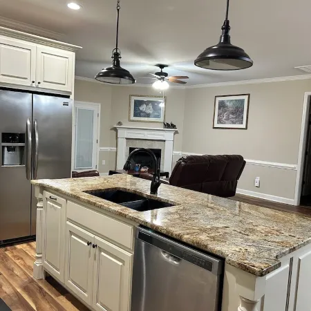 Charming 4-bedroom farm house retreat where luxury meets nature in Smithfield.