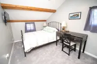 Bayside views, walk to beach & restaurants