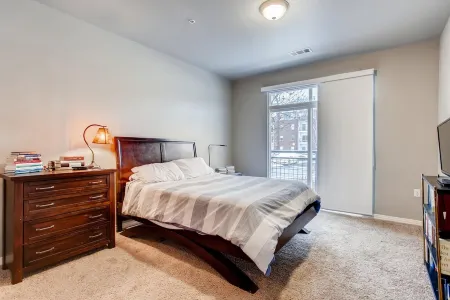 Entire 2 Bed 2 Bath Lone Tree Condo