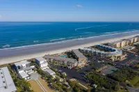 Coquina A203- Steps to the Beach