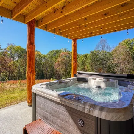 Moonlight Meadow cabin at Trickle Creek at Hocking Hills