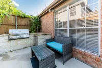 Luxury 3 bedroom residential home in Frisco