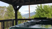 Beautiful Mtn Views! Wi-Fi, Hot Tub, Sauna, Cabin Feel! New Low Rates!