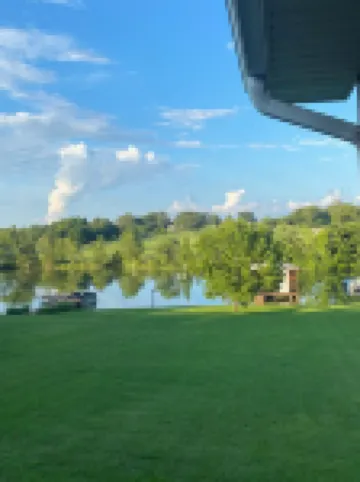 Beautiful Lakefront Retreat w/ Private Dock! Minutes from public boat ramp