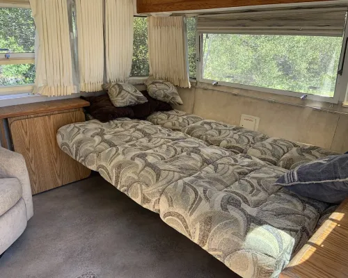 Airstream at Bidwell Canyon Farm Hotels in Modoc County