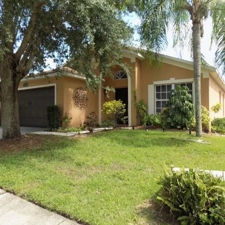 Spacious New Refurnished and Decorated 5-Bedrooms Mickey Mouse Pool House