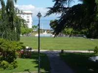 Thonon apartment very close to the center of Spa with private parking Hotels in Thonon-les-Bains