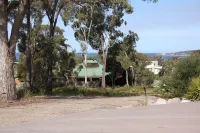 BAY OF FIRES SEACRET  Beach House in private bush acreage, with ocean views