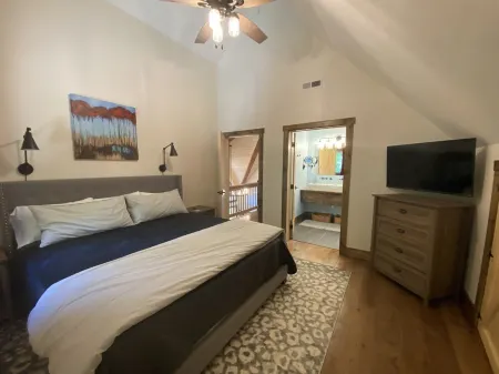 New Home on South Toe River, Pet Friendly