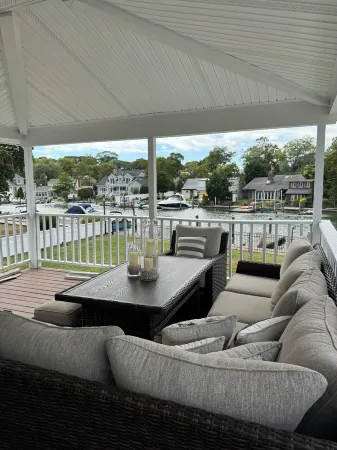 Oasis on Long Island