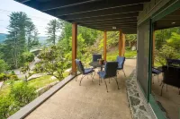 Stunning Mountain Home w/ Views 15 Min Boone Blowing Rock ASU Stone Fireplaces