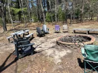 Dogs Welcome! Lake House. Close to Dells!