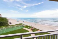Direct Oceanfront 2Br Condo w/ Balcony & Beach Views, Unit 332