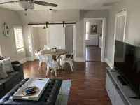 Super clean amazing location downtown Elkhart Lake Hotel a Elkhart Lake