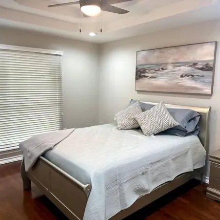 Charming 4beds/2bath Entire Home
