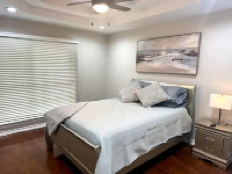 Charming 4beds/2bath Entire Home