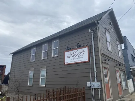 Premium accommodations for up to 4 people in the heart of Downtown Greensburg