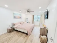 NEW Romantic Luxury Condo 1BD/1BTH - 5 min walk to the beach in heart of Destin