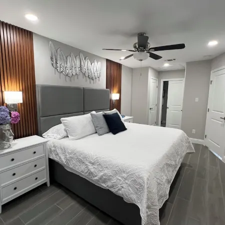 Cozy 1-bedroom apartment in beautiful Del Rio with WiFi, AC