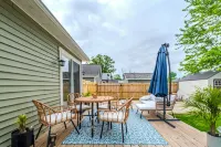 Modern pet friendly house near Starved Rock! Fully fanced yard! Hotels in Ottawa