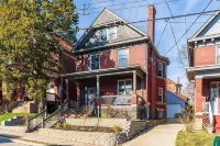 SPACIOUS home with 5 bedrooms, 4 bathrooms - Bungalow