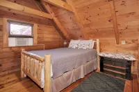 Stay at the Wolf Valentine's Day- Fiber Wifi! - Close to Callaway Gardens Hotels in Harris County