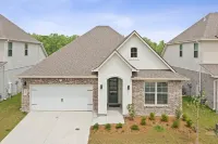 New Modern Home, Lakefront, Park & Pool, spacious 4br/3ba very safe place<br>
