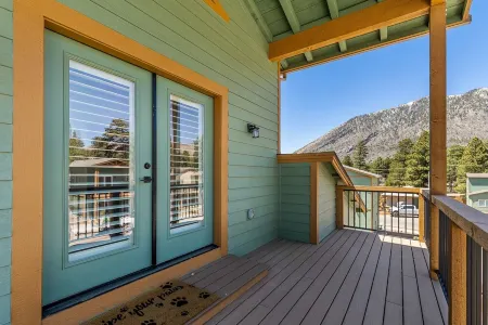 The Labrador:  Bring your doggies! Отели в г. Коконино