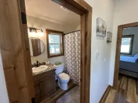 Cozy guest cabin