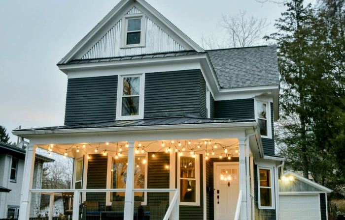 Historic Home w/ Large Kitchen-Comfy Beds-Laundry