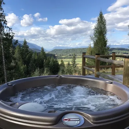 Mountain Cabin! Private Hot Tub! Amazing Views!