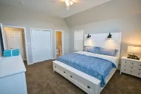 Chic Ocean Grove Vacation Home with Playroom - Perfect Getaway! Pet-Friendly! Hotel in zona Historical Society of Ocean Grove