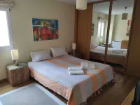 The apartment is located in front of Langosteira beach, with stunning views.