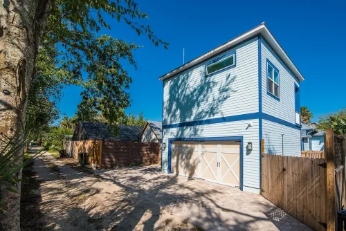 Adorable Guest House walking distance to Historic St. Augustine! - บังกะโล