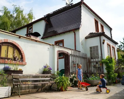 small oasis in Radebeul (for 4 persons) Hotels in Radebeul