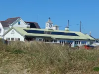 Superb Beach House, Sleeps 8, Pet Friendly Craig Y Mor. Private Home. Not open to the public. 주변 호텔