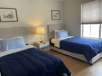 Cozy getaway home w/ POOL and GREAT location!