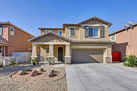 Spacious modern family home - Self check-in