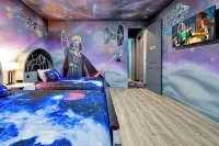 Spacious Bowling Villa,  Lake Views, 14 Bdr/14bath, close to Disney, Sleeps 38