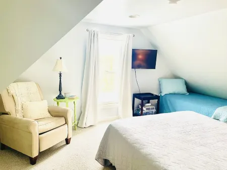 Available for Memorial Day!!