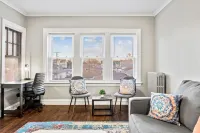 Spacious APT/Comfy Bed/Free Parking/22mins to ORD&MDW