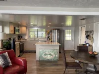 Beautiful Home on Kingsley Lake with Private Dock, 4 Kayaks