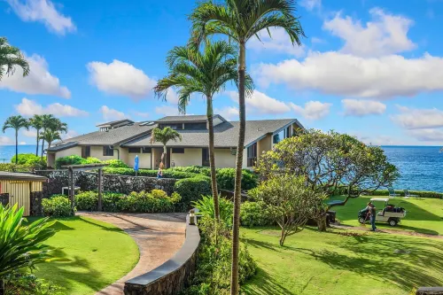 Makahuena 1202. Partial Ocean View, 2 bed, 2 bath with AC. Poipu. - Hot Tub