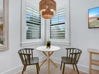 Cozy brand new studio in the heart of downtown Naples